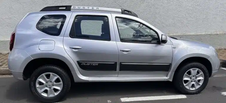 2016_17_Renault_Duster 20 D 4X2 - side - Nilson Car