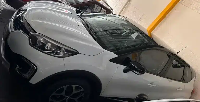 Renault Captur 201819 Branco - side - Nilson Car