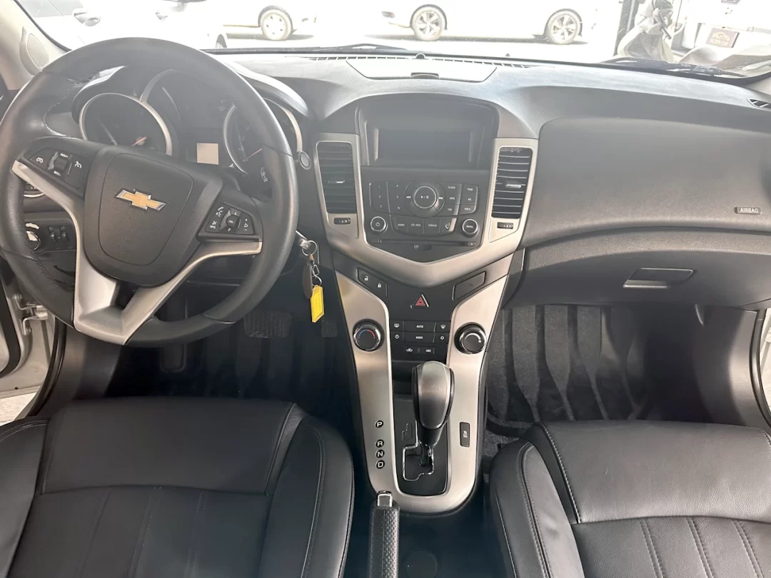 2014/14 Chevrolet Cruze LT 1.8 Prata - dash