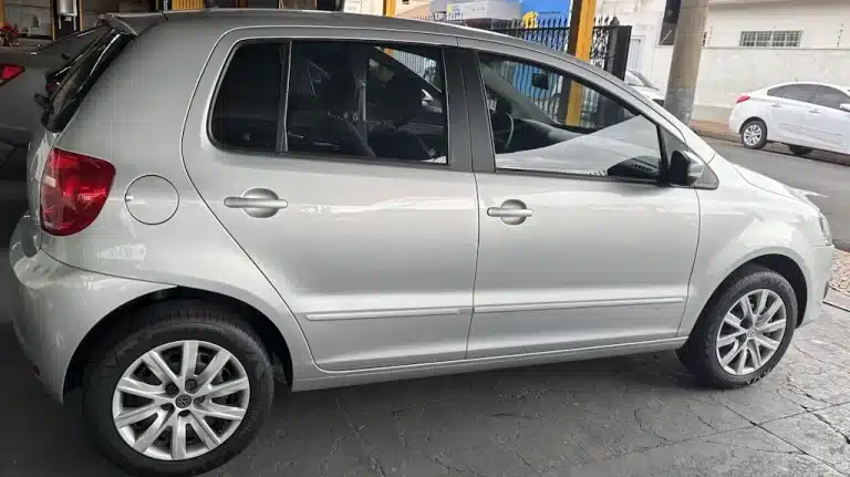 Fox 16 GII 2014 - side - Nilson Car