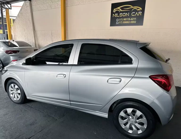 Onix LT 10 201919 - side - Nilson Car Onix LT 10 201919 - side