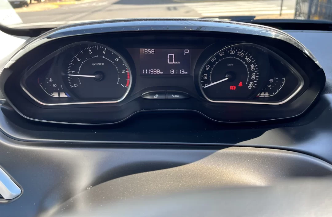 2015/2016 Peugeot 2008 Griffe A Perto - speed