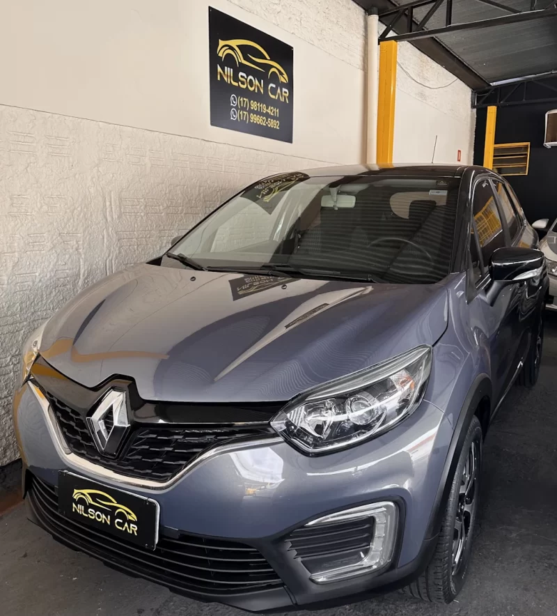 2018 19 Renault Captur Life 1.6 Cinza 1024 - Front Side