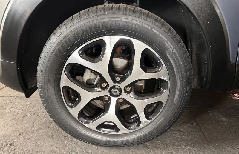 2018 19 Renault Captur Life 1.6 Cinza 1024 - Tire